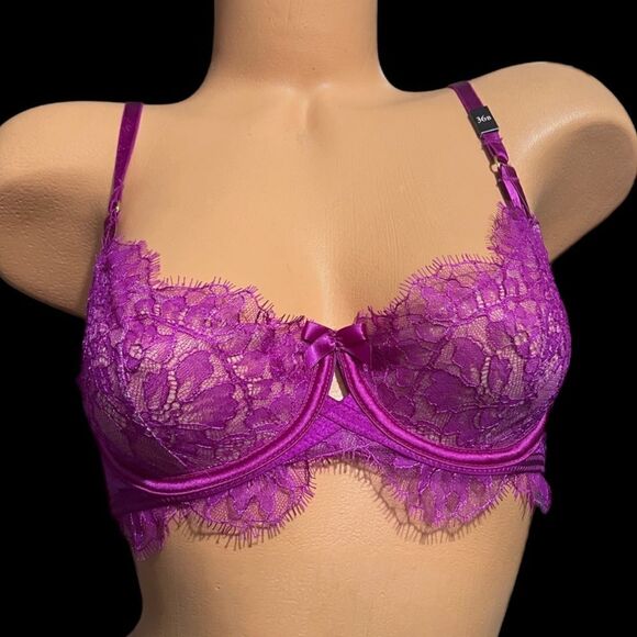 Victoria’s Secret Very Sexy Unlined Demi chantillí lace bra magenta - Picture 3 of 4